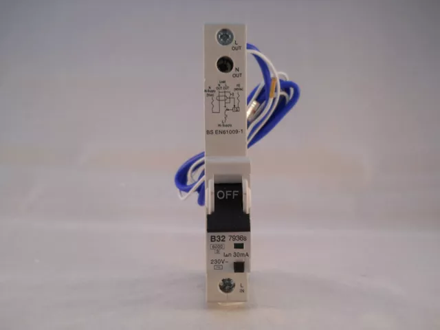 MK RCBO 32 Amp 30mA Type B 32A Sentry B32 07936S 7936S NEW 3