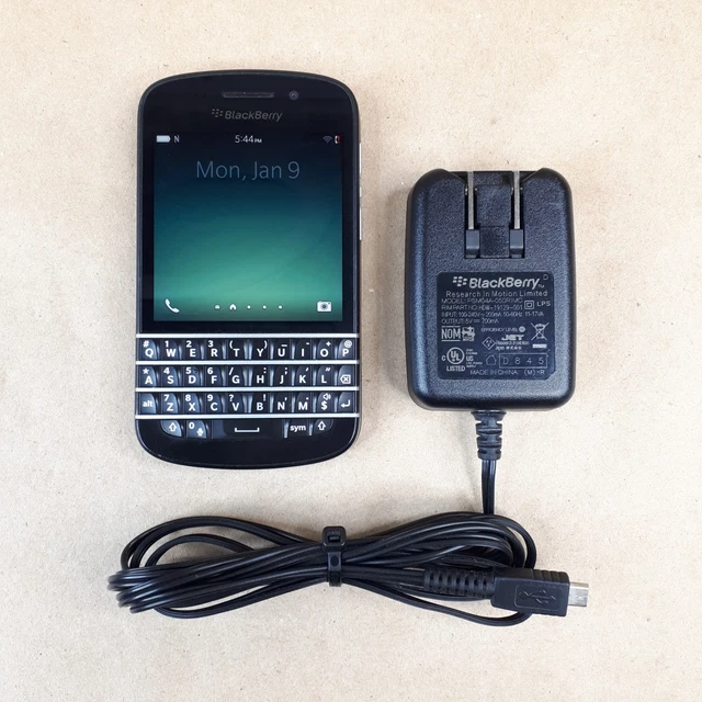 BLACKBERRY Q10 SQN100-1 16 GB 2 GB OS 10.3.3 Black W/16GB MicroSD