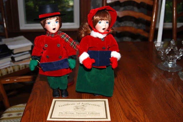 2 Heritage Signature Collection Dolls Joy & Noel Girl & Boy Christmas Carolers