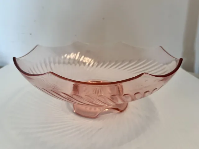 Vintage Pink Depression Imperial Twisted Optic Swirl Glass Serving Bowl 10"