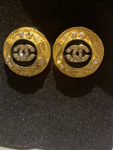 CHANEL CC LOGO Pearls Earrings Clips XL size Made in France 2013 $650.00 -  PicClick