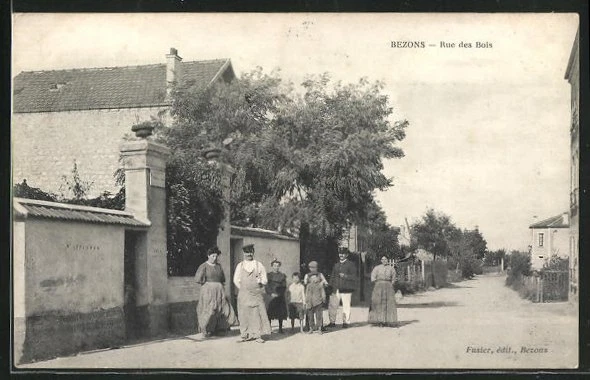 CPA Bezons, Rue des Bois, vue de la rue