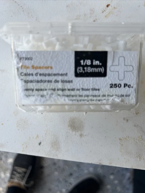 RIDGID 1/8 in. Tile Spacers (250-Pack with Resealable Box) FT3002