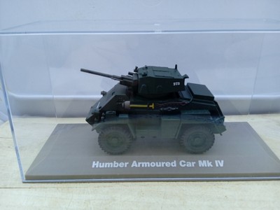 SUR SOCLE. HUMBER MK 1943 DIV INFANTERIE INDE SANGRI ITALIE IV 
