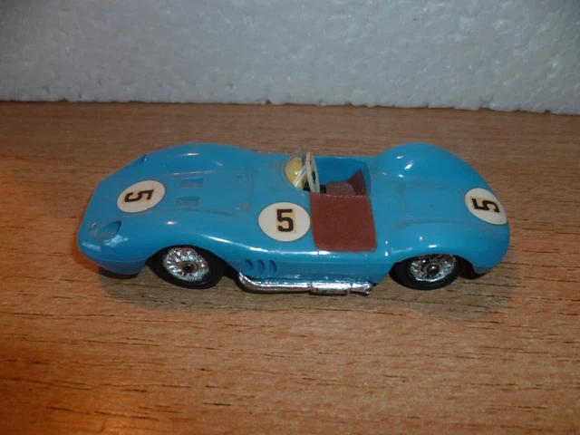 Lot 2 Voitures Miniatures Norev 1/43 - Maserati Sport 200 SI - Occasion