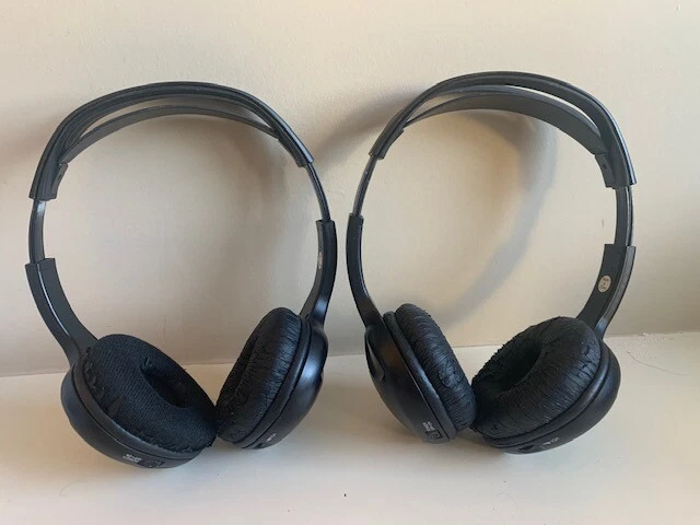 2 Audiovox Wireless Single Channel IR Headphones/Vehicle Entertainment System