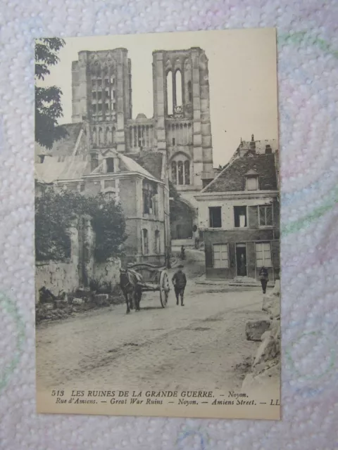 CPA - Ruines de la grande guerre - NOYON - Rue d'Amiens