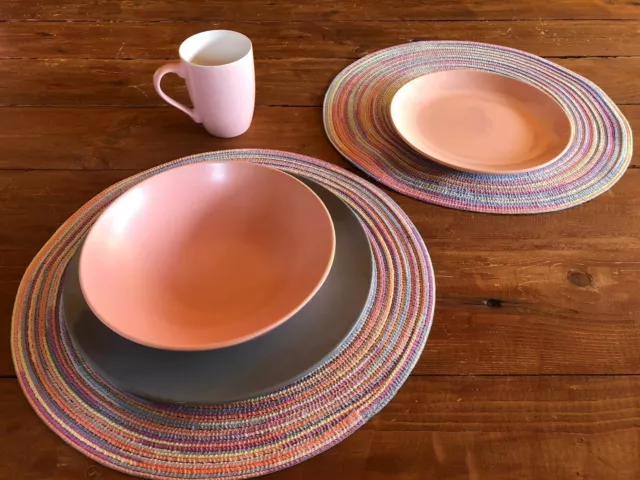 SERVIZIO DI PIATTI colore rosa e grigio in ceramica 18 pezzi EUR