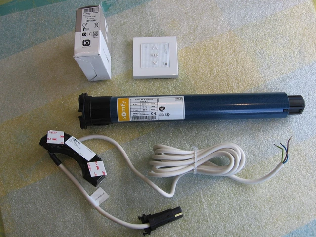 MOTEUR SOMFY OXIMO 50 S TH AUTO IO 6/17 COURT Réf AVEC TELECOMMANDE SMOOVE IO