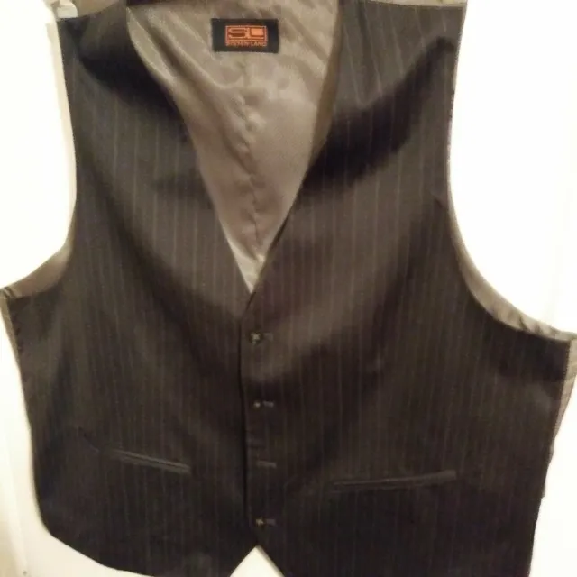 Steven Land Mens Dress Vest Wool/Poly Size 46R Very Clean Very Nice