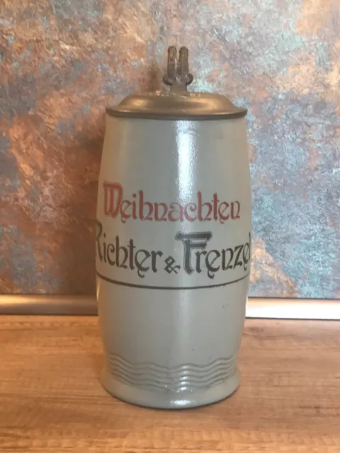 Alter Mettlach Bierkrug Mit Werbung Von Richter Und Frenzel - Weihnachten - 1L