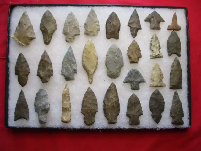 AUTHENTIC INDIAN Arrowheads LOT 2. BIGGEST ONE 3. INCHES