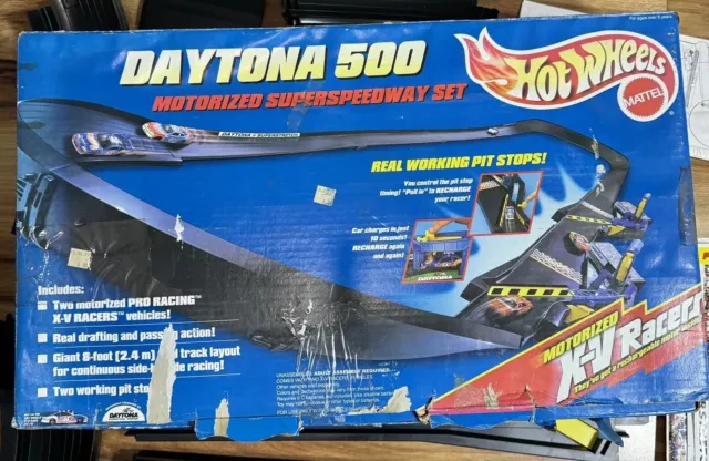 Hot wheels daytona 500 superspeedway best sale set