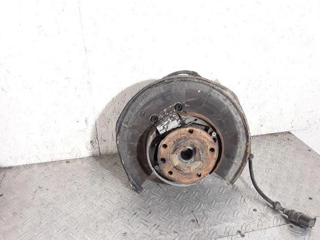 Axe De Moyeu De Roue Arrière Gauche Pour OPEL VECTRA C 2.2 DTI - Réf. OPEL 24447021 - Occasion