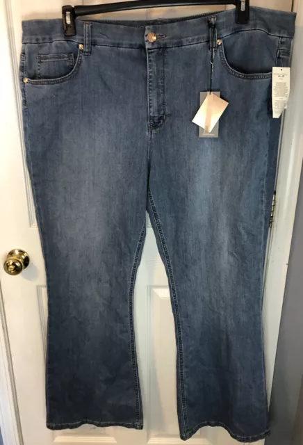 Melissa McCarthy Seven7 Womens Blue Light Wash FLARE Jeans Size 26W NWT