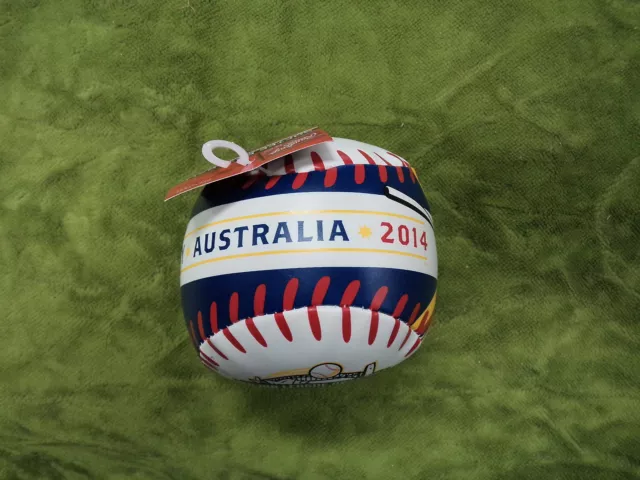 #Aa6.  2014  Sydney  Souvenir  Rawlings  Softee Baseball 2