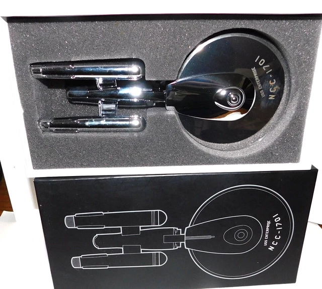 STAR TREK USS Starship Enterprise NCC1701 Pizza Cutter Stainless