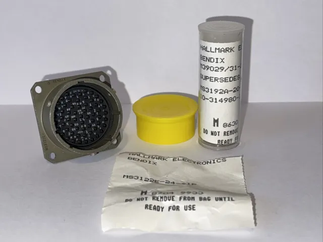 Military Connector NOS MILSPEC MS3122E-24-61P with GOLD pins