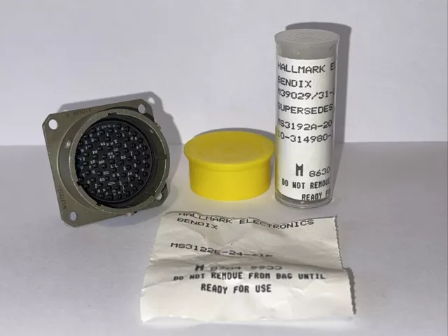 Military Connector NOS MILSPEC MS3122E-24-61P with GOLD pins