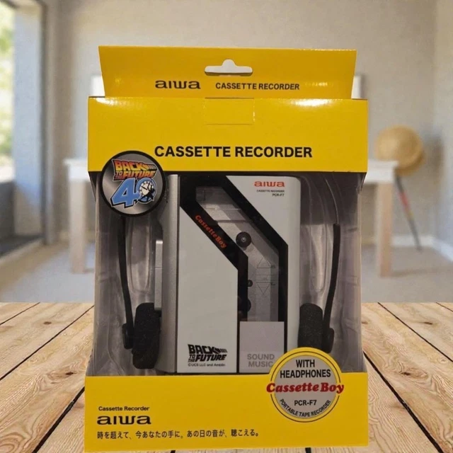 AIWA CASSETTE BOY PCR-F7 Regreso al Futuro 40º Reproductor de