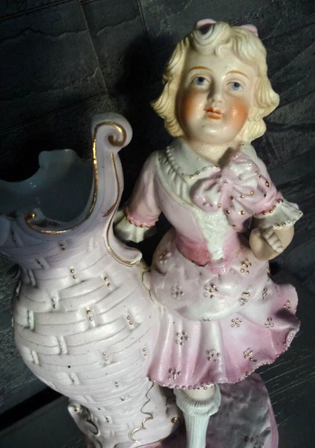 Grand vase en biscuit et porcelaine par Dagoty à Paris, Epoque Empire - XIXe siècle - N.123735