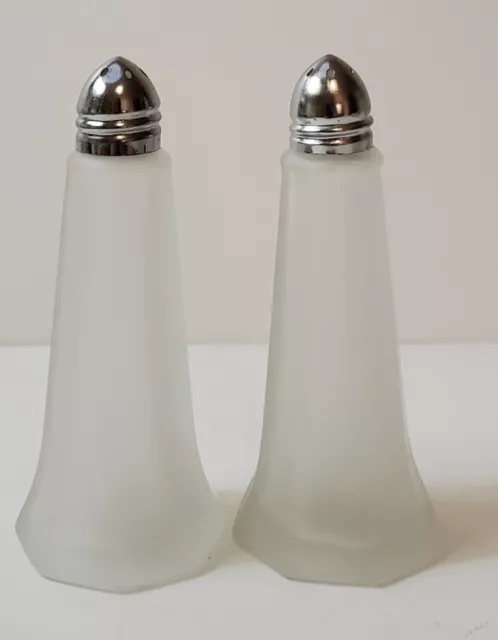 Irving Rice CRYSTAL Salt & Pepper Shakers SILVER Top NEW Frosted Glass