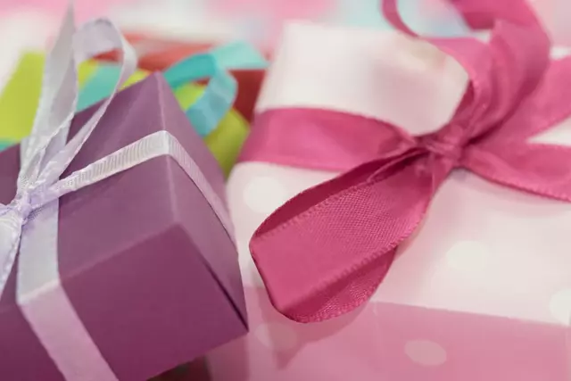 Le Bébé Gift Card
