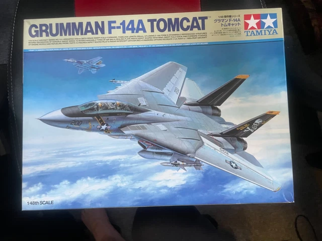 Tamiya TAM61114 Grumman F-14A Tomcat Plastic Aircraft Kit Navy Blue 1/48 Tamiya TAM61114 Grumman F-14A Tomcat Plastic Aircraft Kit Navy Blue 1/48
