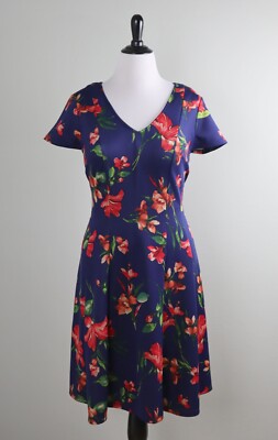 LANE BRYANT $89 Smooth Stretch V-Neck Gorgeous Floral Skater Dress Size 14 / 16