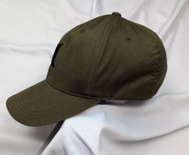 HURLEY HAT/CAP - Yupoong - FlexFit - Green/Black - Fitted Size L - XL ...