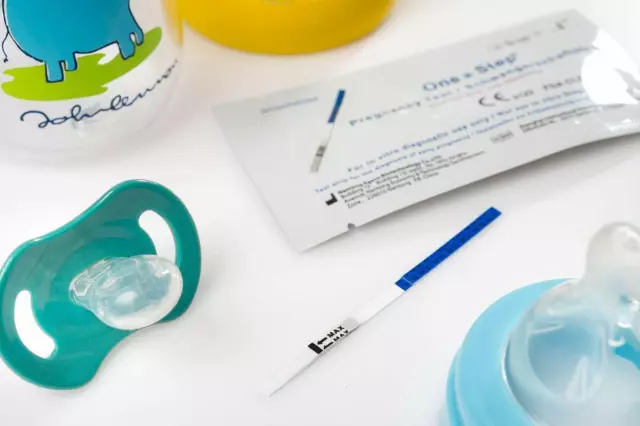 25 Pregnancy Tests Ultra Early 10 mIU Wide Width Home Urine Test Kits ONE STEP 3