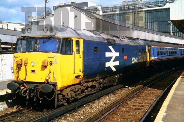 35mm Slide BR British Rail Diesel Loco Class 50 50042 Waterloo 1987 Original