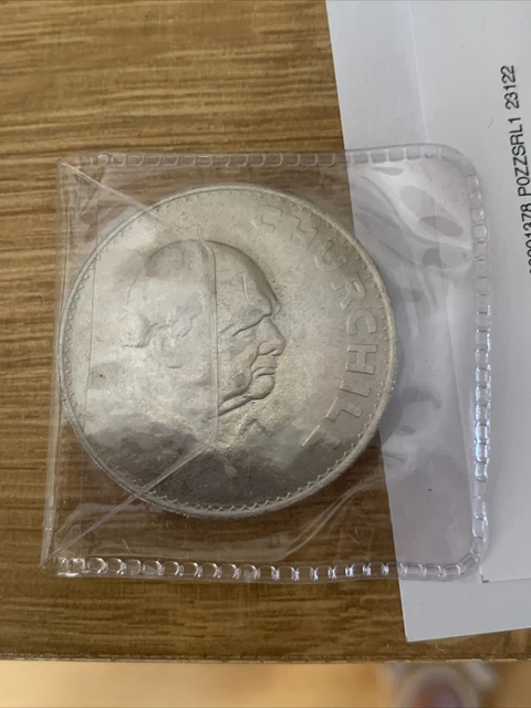 Churchill 1965 Queen Elizabeth II Commemorative UK Coin No Box