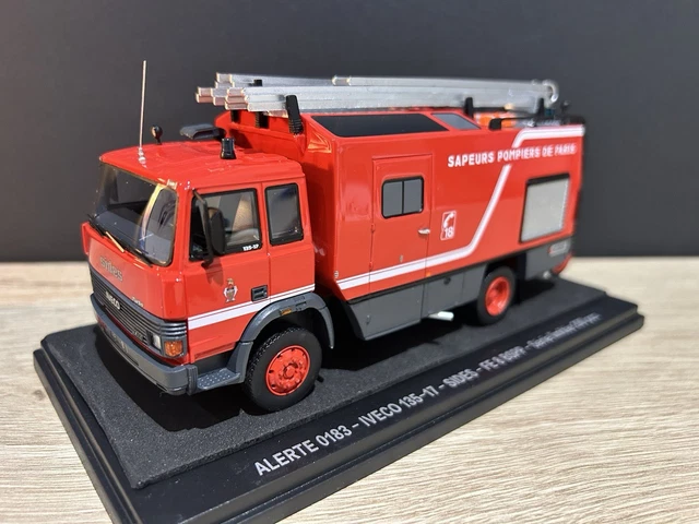 Camion Renault G230TI FA 18 SIDES BSPP Pompier de Paris - ALERTE 0147 - 1/43