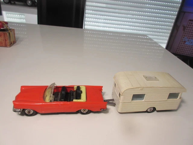 NOREV - 92 - Chrysler New Yorker Et Dinghy Rocca - Rouge - En boite