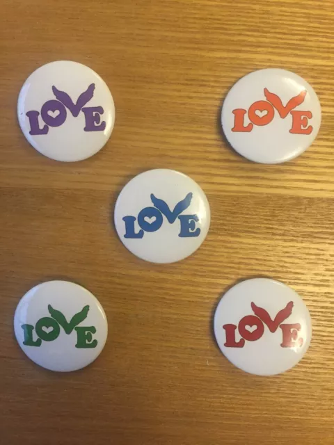 Chris Martin Coldplay The Brits Love Badges Pins Buttons 2