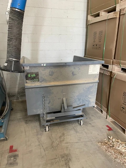 2 Cubic Yard Self Dumping Hopper , Lift Pallet Forks & Wheels