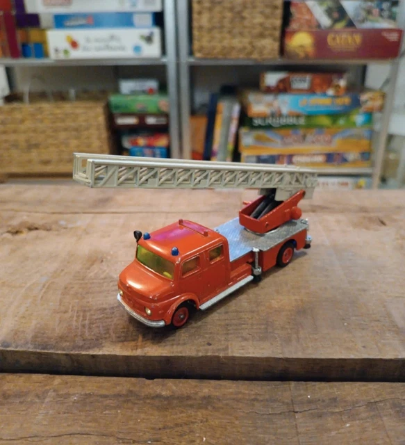 GAMA SB 1/43 - Iveco Magirus Deutz DL23 Grande Echelle Pompiers