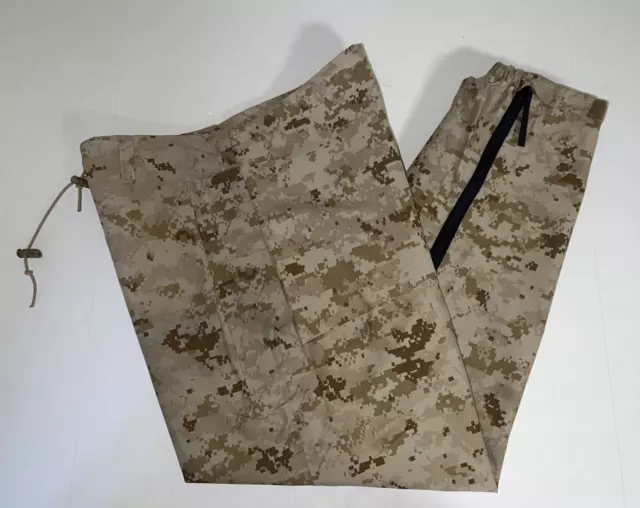 USMC Gore-Tex Trousers, Lightweight Exposure, Desert MARPAT, Sz: Small Short