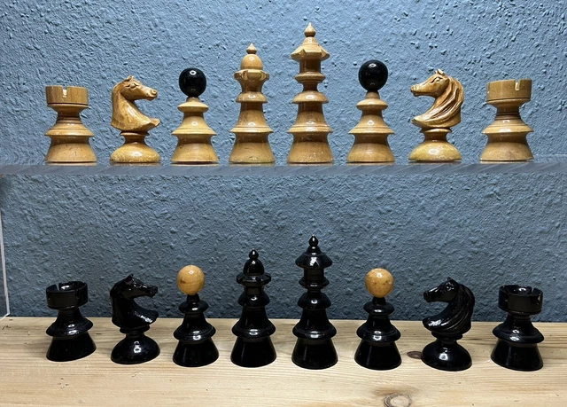 Jeu d'Echecs Napoléon et Echiquier avec Rangement