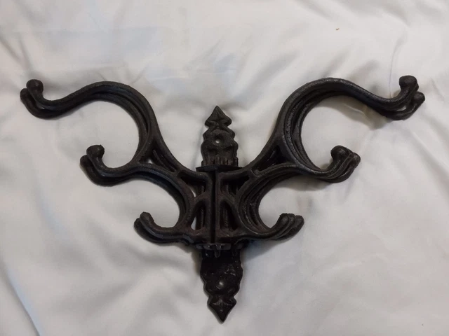 Vtg CAST IRON Swivel 5 Arm Hook Wall Mounted Towel Coat Hat Hanger