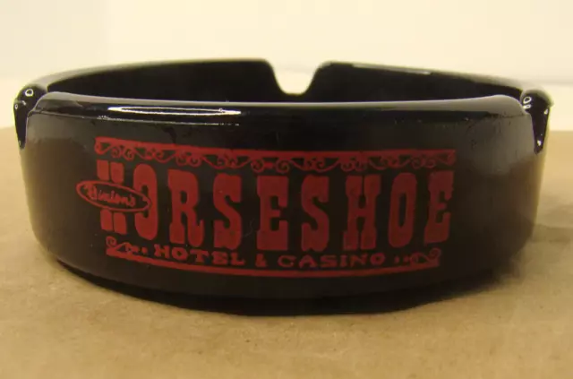 Horseshoe Hotel and Casino Ashtray Black red letters 3.5" $1,00,000 cash saying