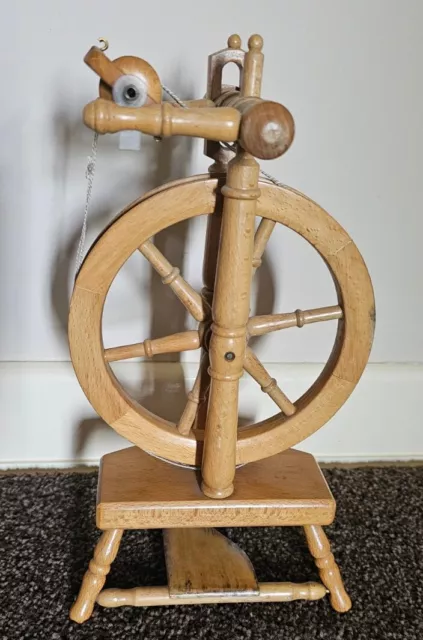 Working Model Spinning Wheel, CJH 1987 Easton Norfolk