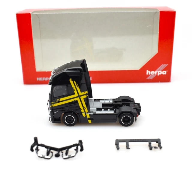 Herpa - 093439 Auto VolksWagen Passat Variant Con Lampeggianti Per Scorta A Mezzi Speciali Scala 1 87