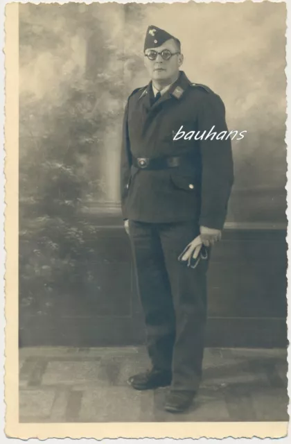 Foto-Portrait  Soldat Luftwaffe mit Orden  2.WK  (Q313)