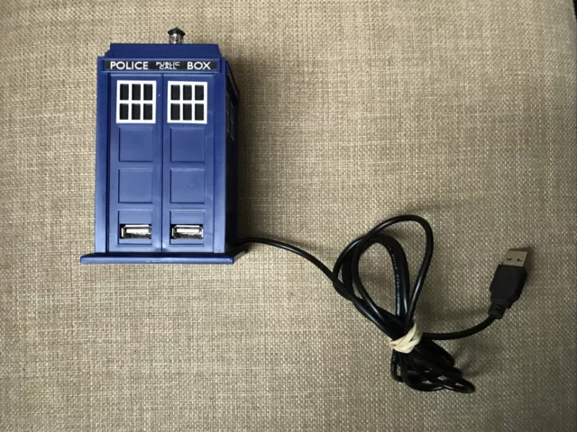 Doctor Who TARDIS Police Public Call Box USB-HUB w Flashing Light & Sound ZEON