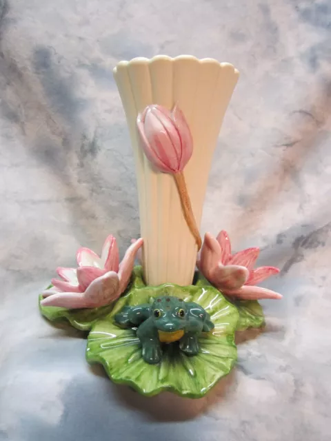 Fitz & Floyd Natures Treasure Lily pads w/Green Frog Ceramic Bud Vase