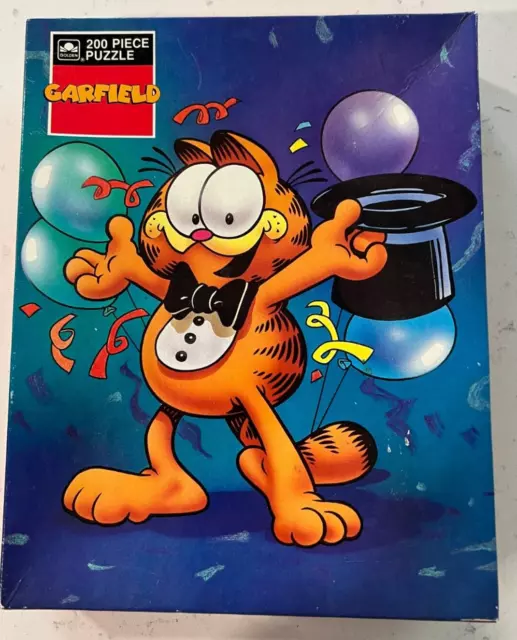 Vintage 1978 GARFIELD Golden 200 Piece Jigsaw Puzzle 4860. Pre Owned!! Complete!