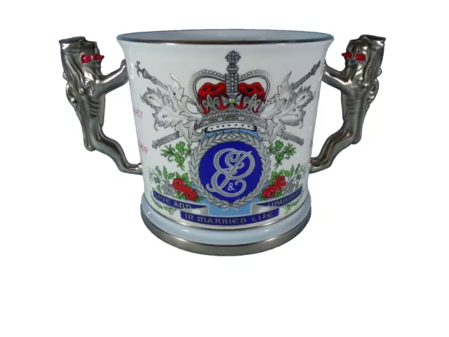 Paragon Large Loving Cup Queen Elizabeth 1977 Silver Wedding Lion Handles Boxed