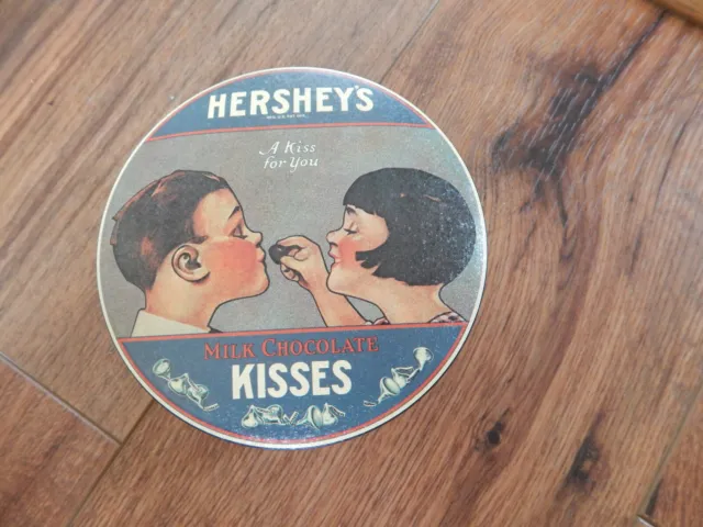 "Hersheys Milk Chocolate Kisses" Round Tin Made In England~1982 "A Kiss For You"